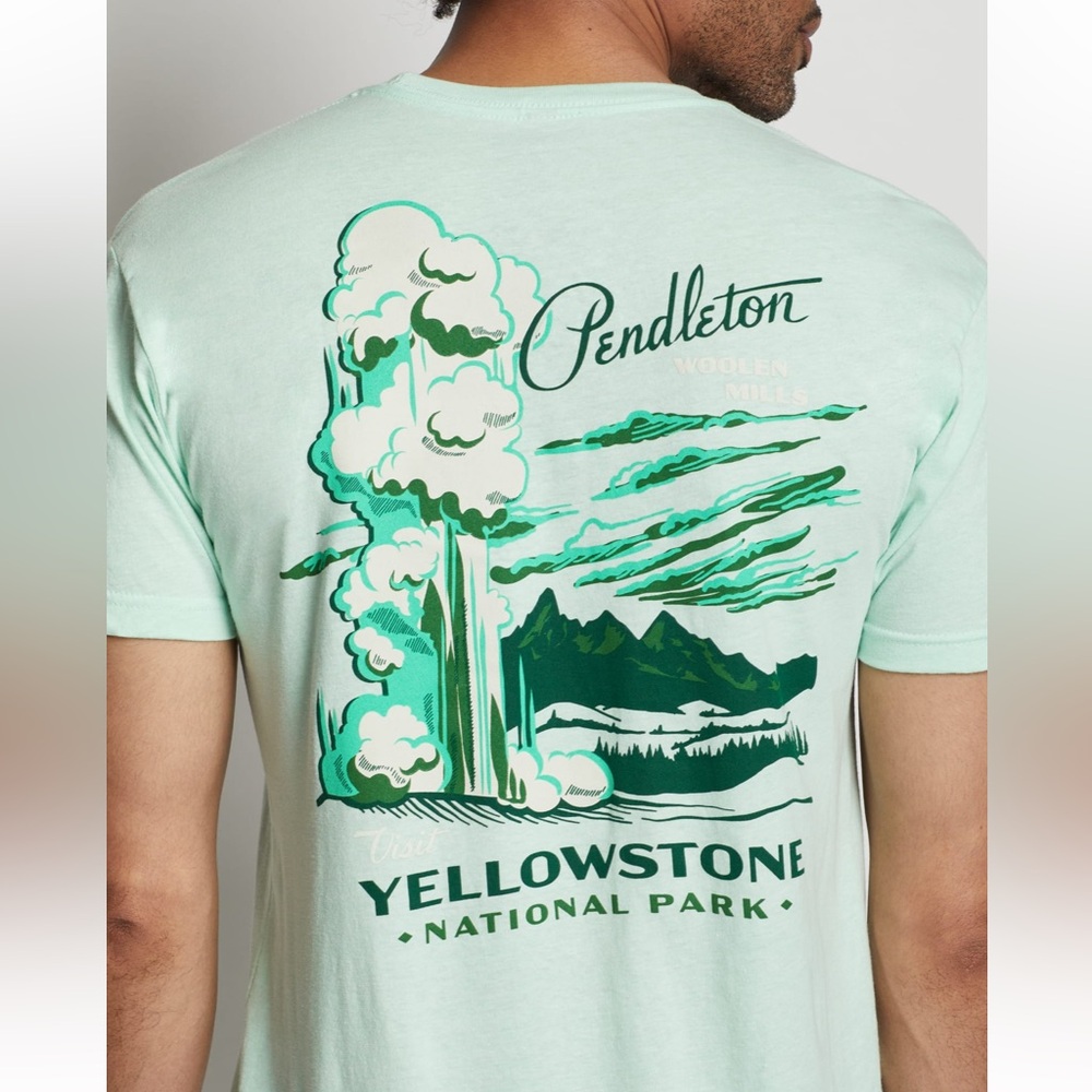 Pendleton Yellowstone National Park Graphic Tee Men’s Large Green